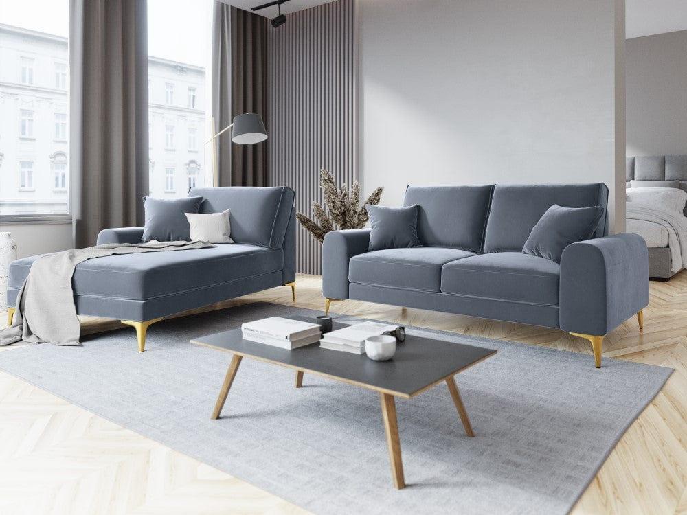 Szezlong aksamitny lewostronny MADARA jasnoniebieski ze złotą podstawą Mazzini Sofas    Eye on Design